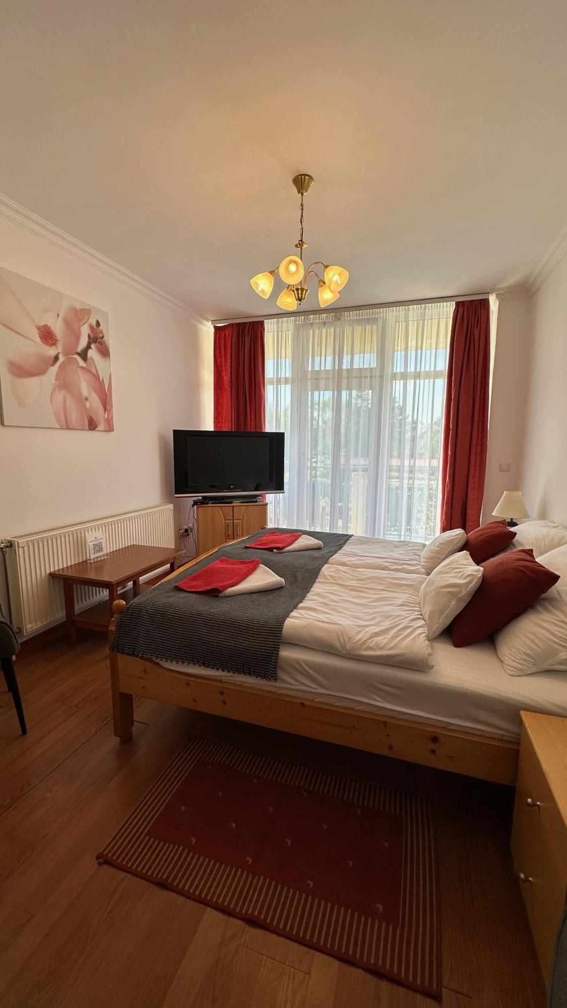 Apartman Danka Bük Eksteriør billede